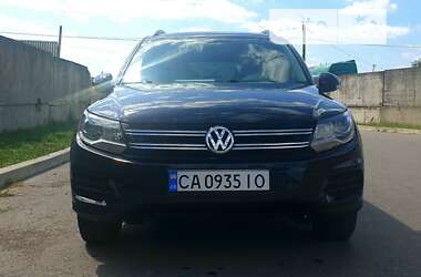 Внедорожник / Кроссовер Volkswagen Tiguan 2014 в Умани