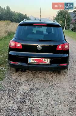 Внедорожник / Кроссовер Volkswagen Tiguan 2009 в Львове