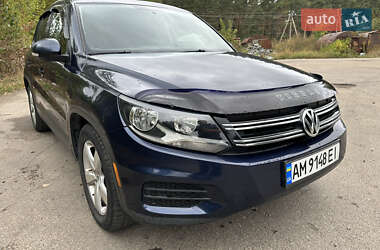 Внедорожник / Кроссовер Volkswagen Tiguan 2011 в Коростышеве