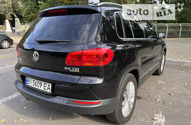 Внедорожник / Кроссовер Volkswagen Tiguan 2013 в 