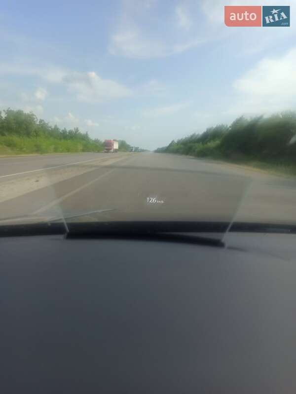 Внедорожник / Кроссовер Volkswagen Tiguan 2018 в Вознесенске