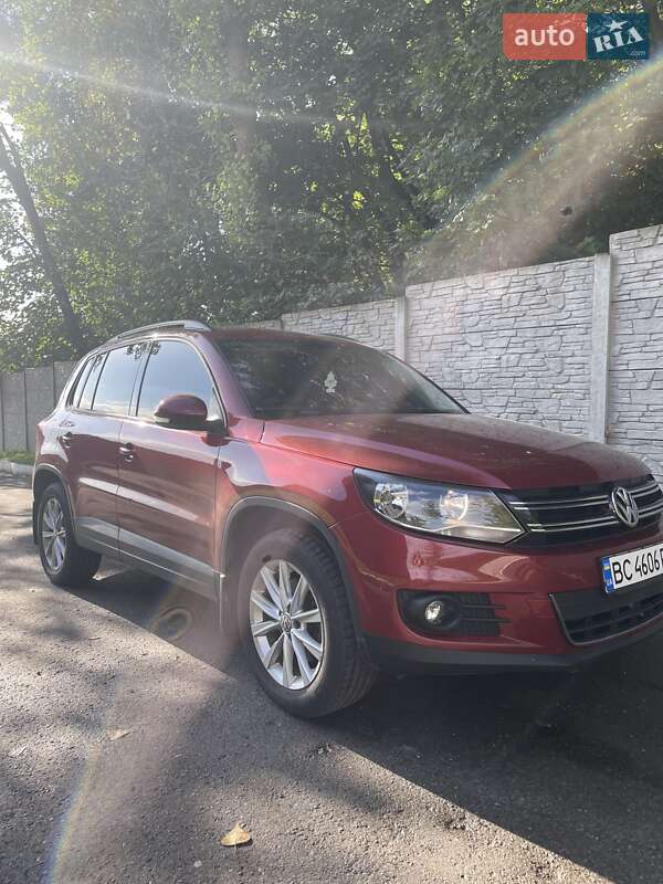 Внедорожник / Кроссовер Volkswagen Tiguan 2015 в Львове фото 4 Внедорожник / Кроссовер Volkswagen Tiguan 2015 в Львове