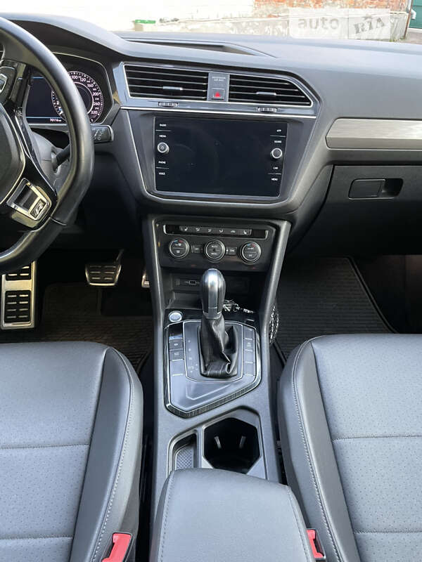 Внедорожник / Кроссовер Volkswagen Tiguan 2018 в Харькове