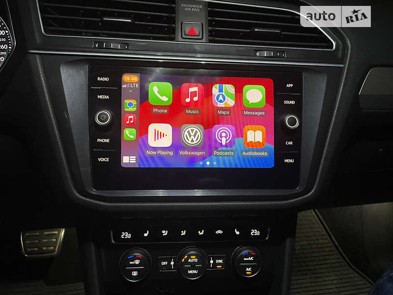 Внедорожник / Кроссовер Volkswagen Tiguan 2018 в Харькове