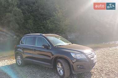 Внедорожник / Кроссовер Volkswagen Tiguan 2009 в Львове