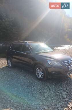 Внедорожник / Кроссовер Volkswagen Tiguan 2009 в Львове