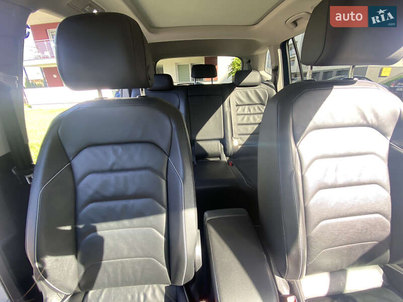 Внедорожник / Кроссовер Volkswagen Tiguan 2018 в Львове