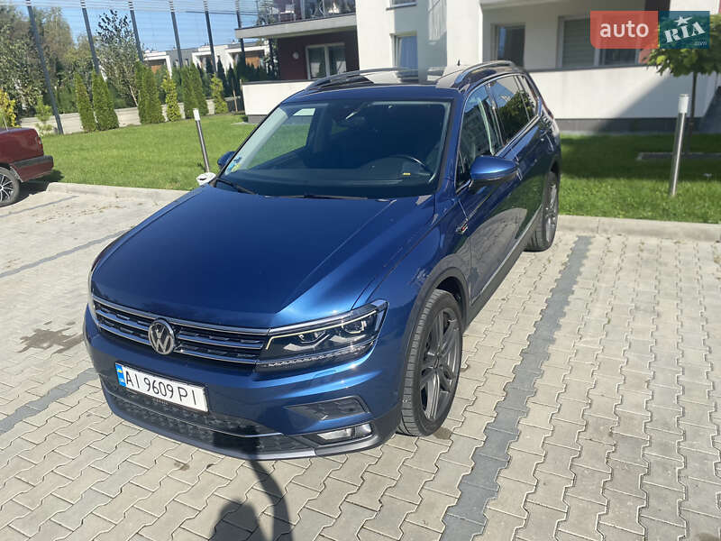 Внедорожник / Кроссовер Volkswagen Tiguan 2018 в Львове