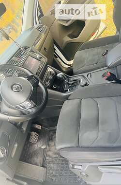Позашляховик / Кросовер Volkswagen Tiguan 2017 в 