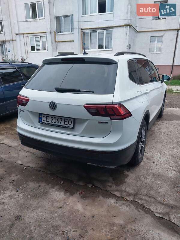 Внедорожник / Кроссовер Volkswagen Tiguan 2018 в Черновцах