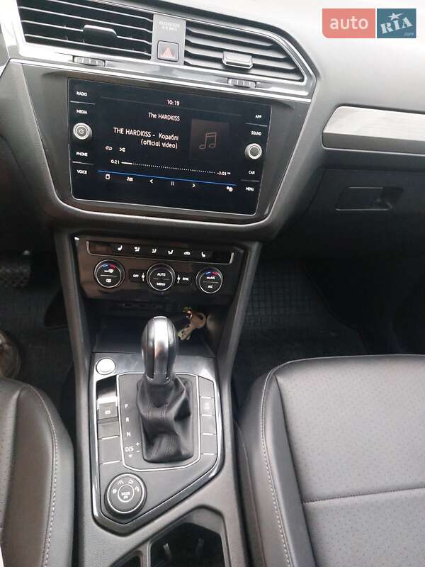 Внедорожник / Кроссовер Volkswagen Tiguan 2018 в Черновцах