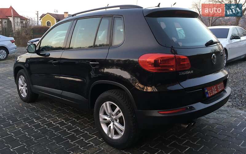 Внедорожник / Кроссовер Volkswagen Tiguan 2015 в Львове