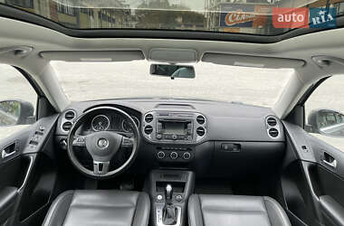 Внедорожник / Кроссовер Volkswagen Tiguan 2014 в 