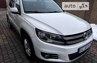 Внедорожник / Кроссовер Volkswagen Tiguan 2012 в Бродах