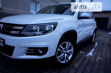 Внедорожник / Кроссовер Volkswagen Tiguan 2012 в Бродах