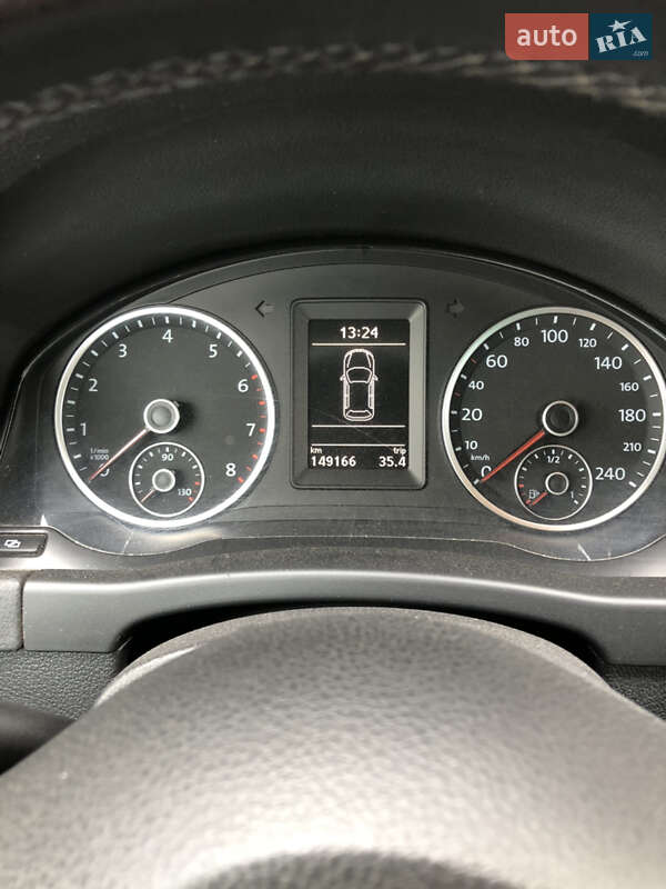 Внедорожник / Кроссовер Volkswagen Tiguan 2010 в Ровно