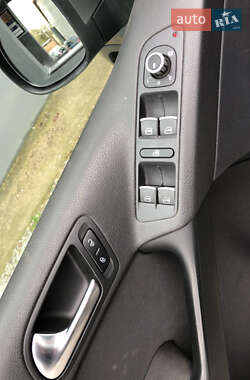 Внедорожник / Кроссовер Volkswagen Tiguan 2010 в 