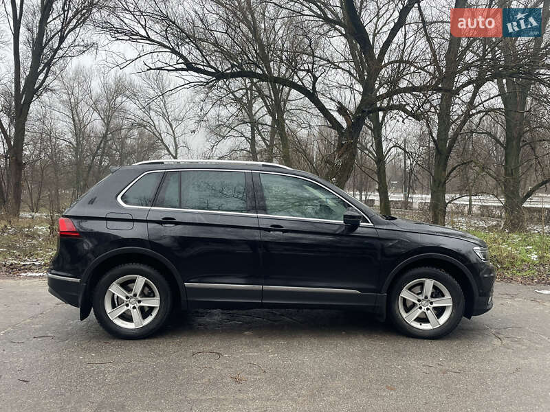 Внедорожник / Кроссовер Volkswagen Tiguan 2018 в Днепре