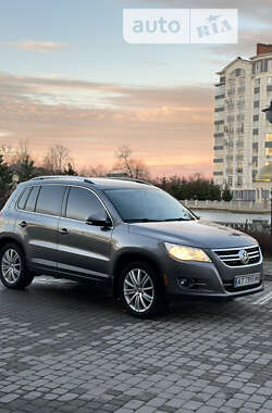 Внедорожник / Кроссовер Volkswagen Tiguan 2009 в Ивано-Франковске