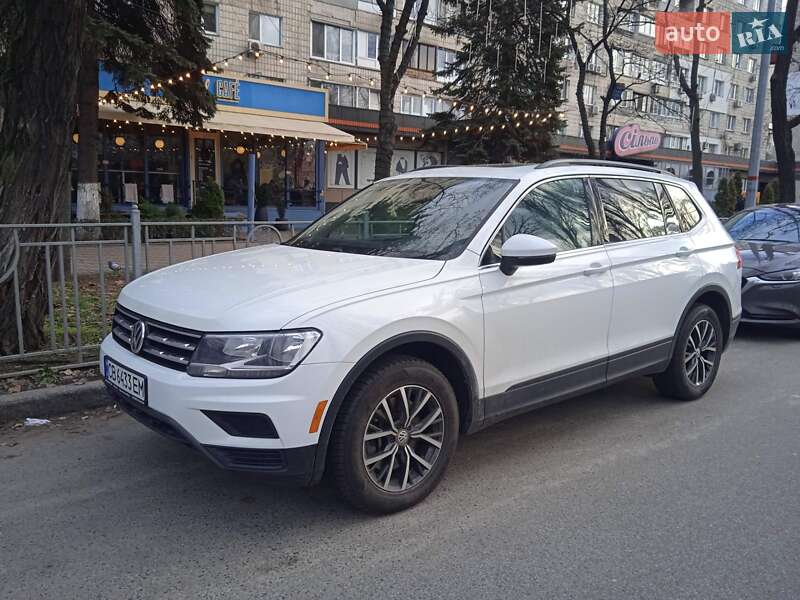 Внедорожник / Кроссовер Volkswagen Tiguan 2018 в Киеве