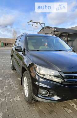 Внедорожник / Кроссовер Volkswagen Tiguan 2016 в 