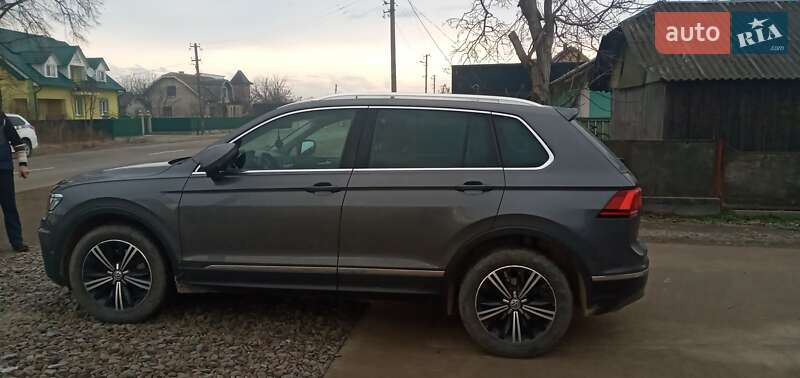 Внедорожник / Кроссовер Volkswagen Tiguan 2016 в Черновцах фото 10 Внедорожник / Кроссовер Volkswagen Tiguan 2016 в Черновцах