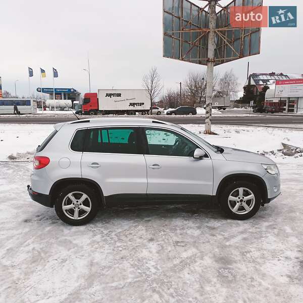 Позашляховик / Кросовер Volkswagen Tiguan 2009 в Луцьку