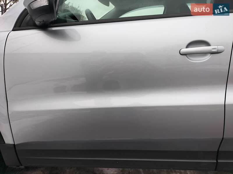 Внедорожник / Кроссовер Volkswagen Tiguan 2016 в Виннице