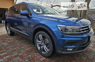 Внедорожник / Кроссовер Volkswagen Tiguan 2018 в Одессе