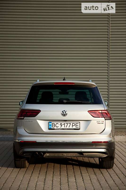 Внедорожник / Кроссовер Volkswagen Tiguan 2017 в Николаеве