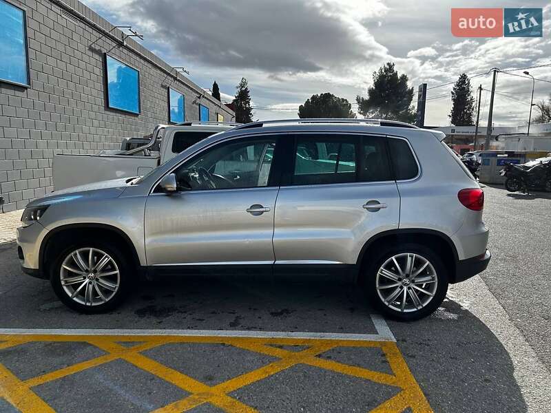 Внедорожник / Кроссовер Volkswagen Tiguan 2012 в Одессе