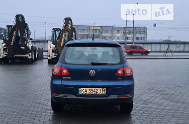 Внедорожник / Кроссовер Volkswagen Tiguan 2010 в Черкассах