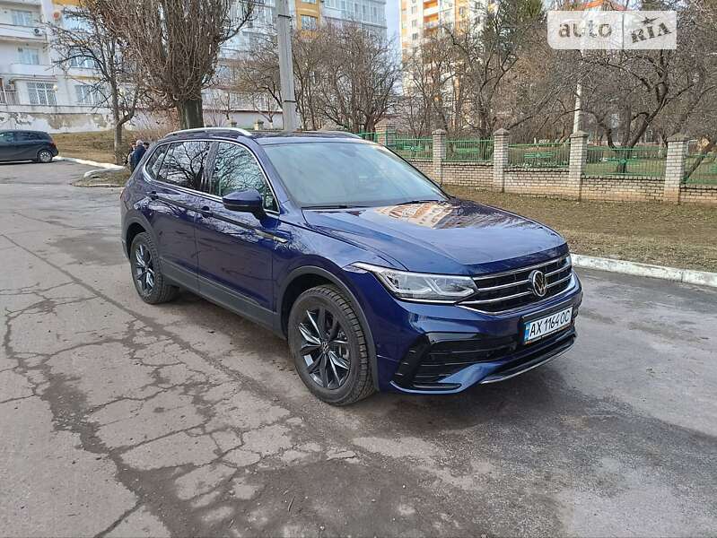 Позашляховик / Кросовер Volkswagen Tiguan 2022 в Харкові