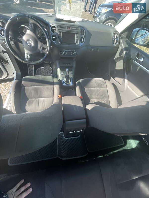 Внедорожник / Кроссовер Volkswagen Tiguan 2014 в Умани