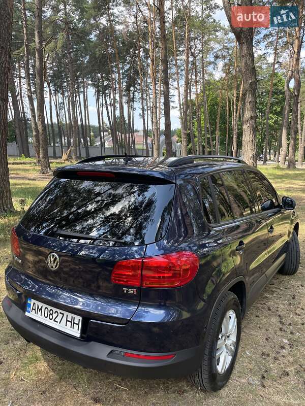 Внедорожник / Кроссовер Volkswagen Tiguan 2016 в Житомире
