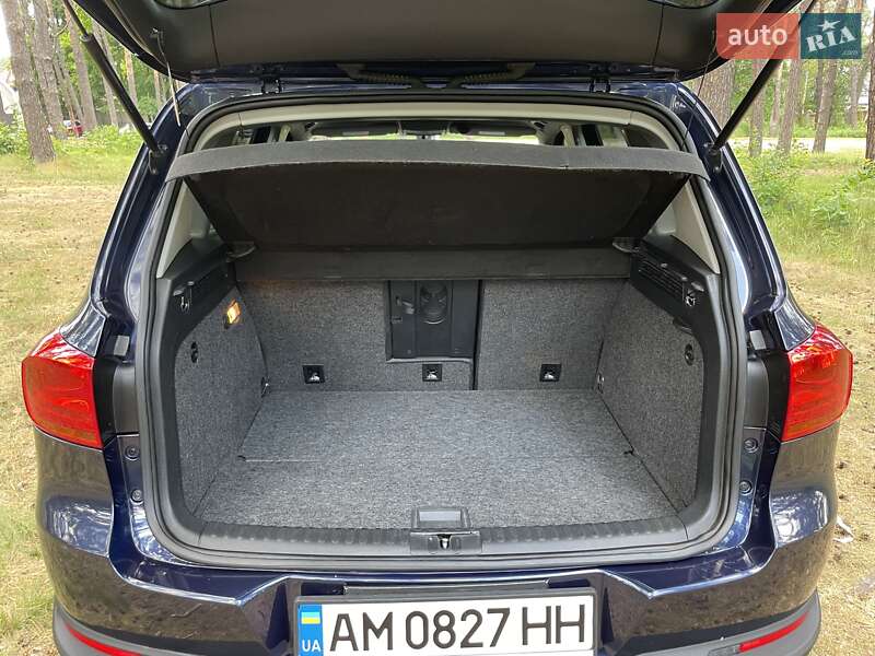 Внедорожник / Кроссовер Volkswagen Tiguan 2016 в Житомире