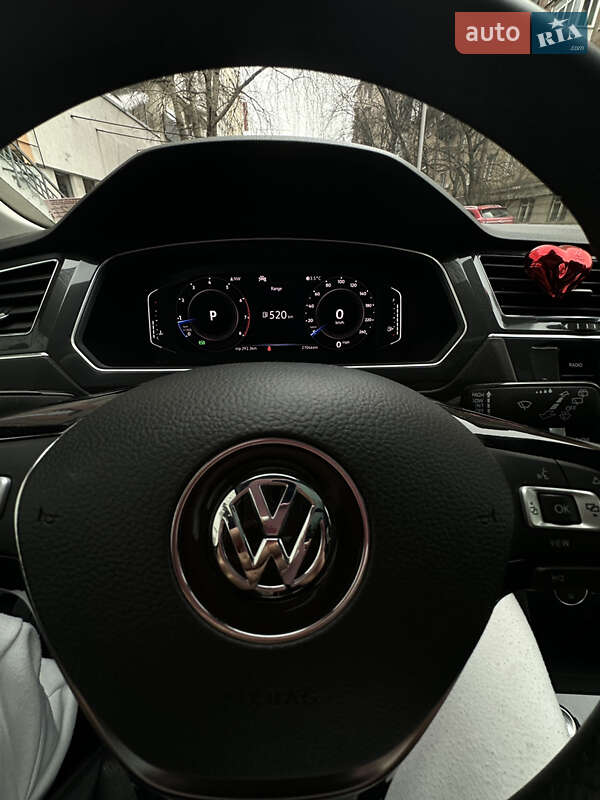Внедорожник / Кроссовер Volkswagen Tiguan 2020 в Киеве фото 17 Внедорожник / Кроссовер Volkswagen Tiguan 2020 в Киеве