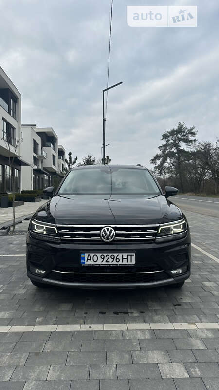 Внедорожник / Кроссовер Volkswagen Tiguan 2018 в Ужгороде