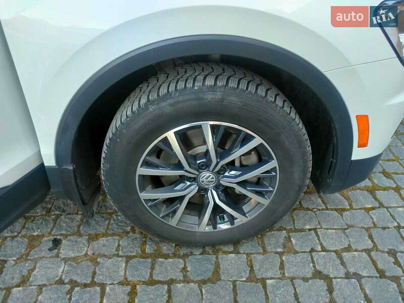 Позашляховик / Кросовер Volkswagen Tiguan 2020 в Києві