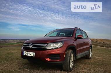 Внедорожник / Кроссовер Volkswagen Tiguan 2015 в Жовкве