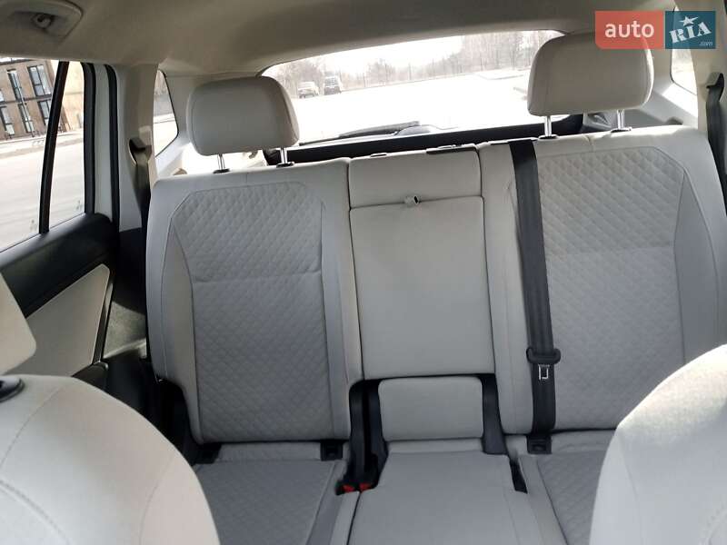 Внедорожник / Кроссовер Volkswagen Tiguan 2020 в Чернигове
