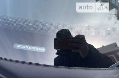 Внедорожник / Кроссовер Volkswagen Tiguan 2012 в Новояворовске