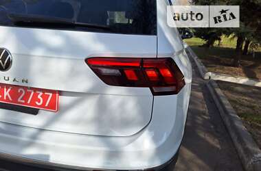 Внедорожник / Кроссовер Volkswagen Tiguan 2022 в Полтаве