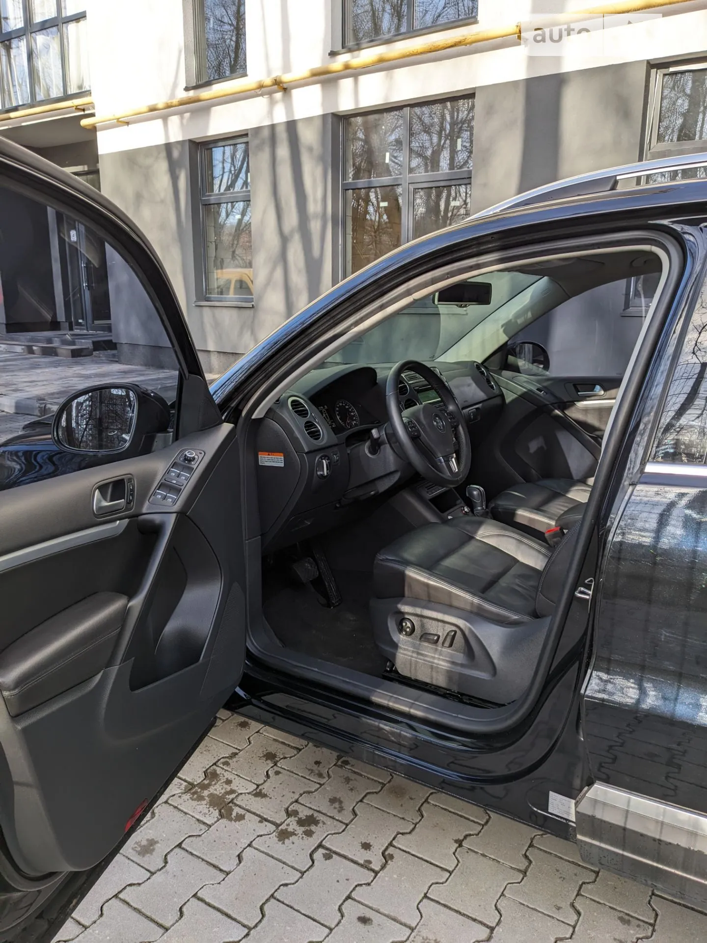 2014 Volkswagen Tiguan - мініатюра 30