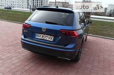 Внедорожник / Кроссовер Volkswagen Tiguan 2018 в Нетешине