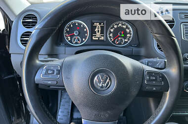 Внедорожник / Кроссовер Volkswagen Tiguan 2015 в Калуше
