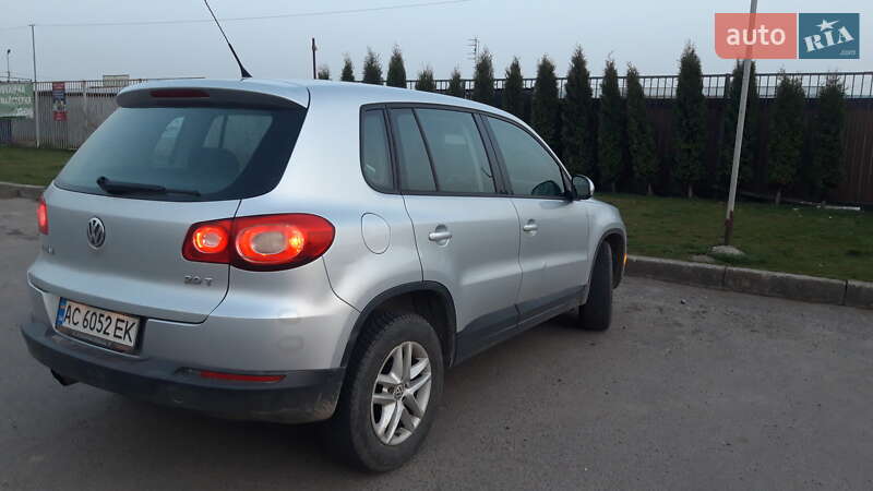 Внедорожник / Кроссовер Volkswagen Tiguan 2011 в Луцке