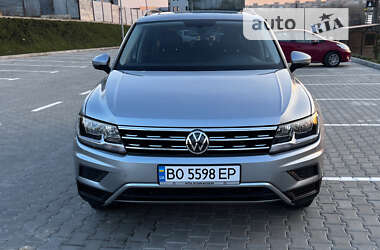 Внедорожник / Кроссовер Volkswagen Tiguan 2019 в Тернополе