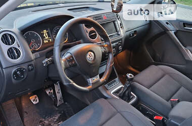 Позашляховик / Кросовер Volkswagen Tiguan 2009 в Чернівцях