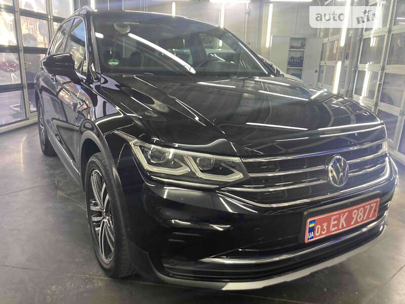 Позашляховик / Кросовер Volkswagen Tiguan 2021 в Млиніві